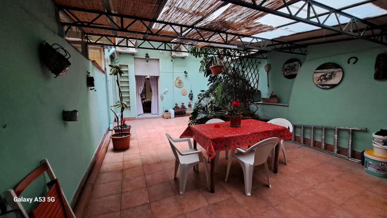Aurora E Dad Naples Center B&B Luaran gambar
